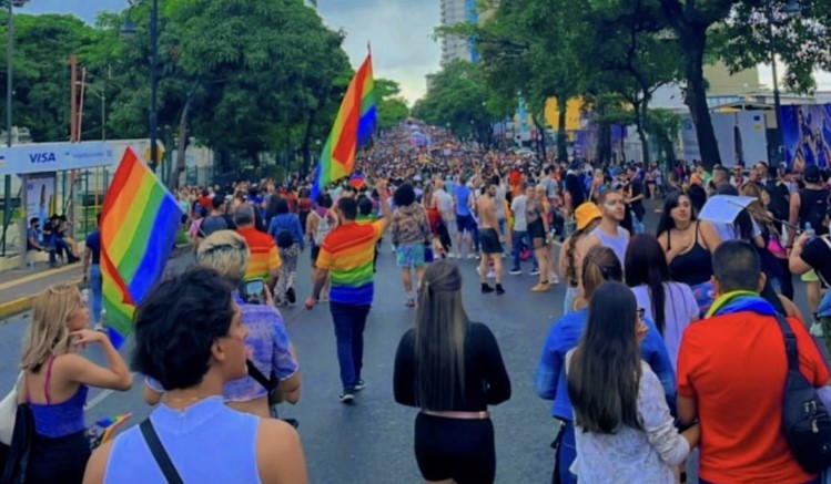 Organizadores del ‘Pride’ calculan asistencia de un millón de personas a Marcha de la Diversidad