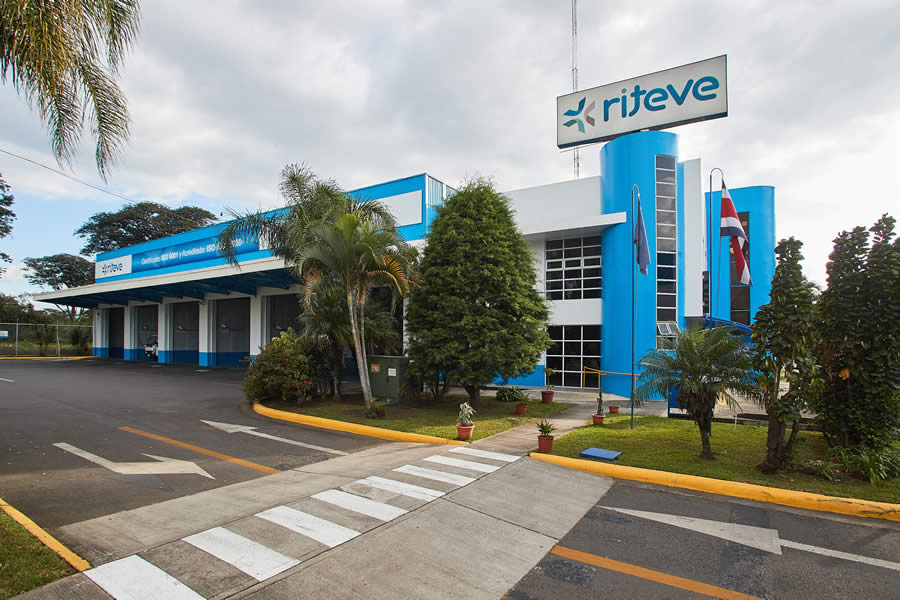 Gobierno confirma que no ampliará contrato con Riteve para revisión técnica vehicular