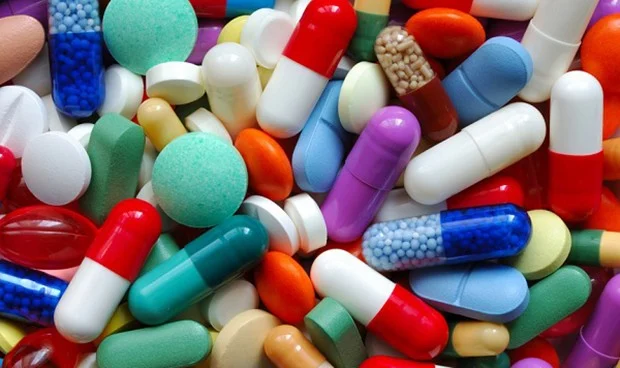 Gobierno busca vías para disminuir el precio de los medicamentos
