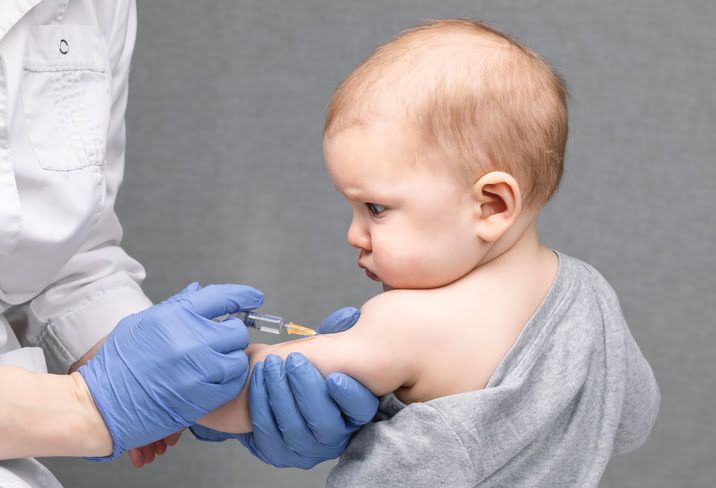 Vacuna anticovid-19 en bebés dará tranquilidad a familias, señala Hospital de Niños