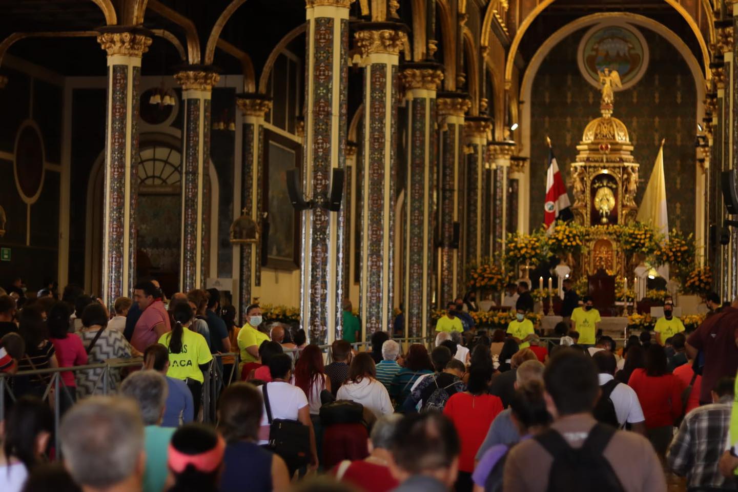 Iglesia Católica satisfecha con cantidad de romeros que visitaron la Basílica de los Ángeles durante fin de semana largo