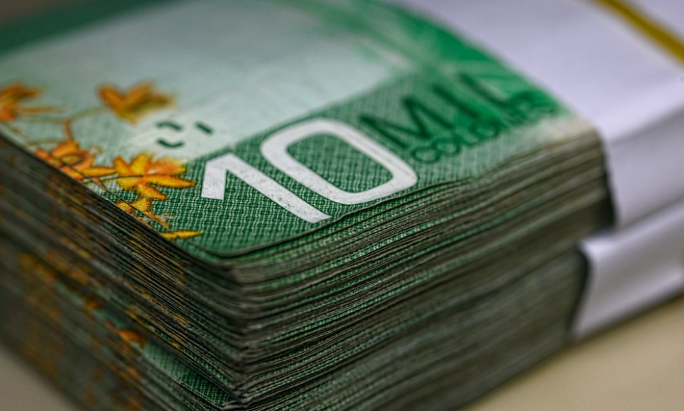 Billetes de ¢10 mil impresos en papel algodón saldrán de circulación a partir del 1° de octubre