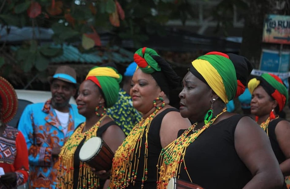 Caribe, playa, música y sabor: Puerto Viejo albergará el ‘Wolaba Parade’ para celebrar la cultura afrocostarricense