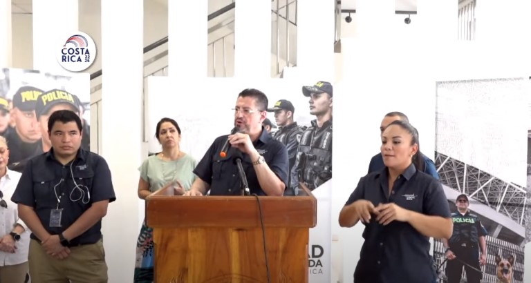 Presidente Chaves considera oportuno que haya presencia de oficiales de la Fuerza Pública en patios de APM Terminals
