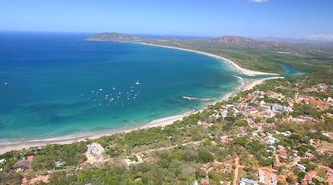 Contraloría señala al SINAC y a municipalidades costeras por desatención ambiental de playas, manglares y esteros