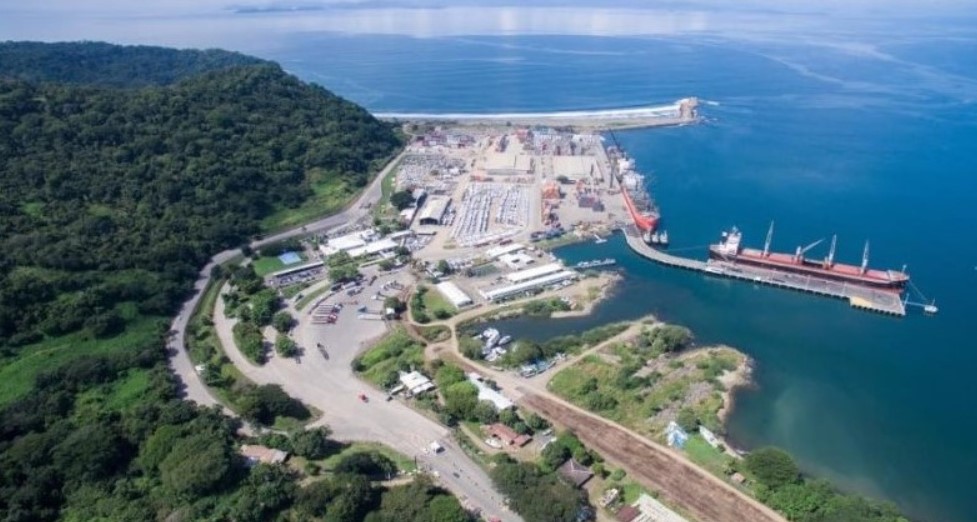 Comerciantes revelan impacto de hasta $62 millones en importadores por situación en Puerto Caldera