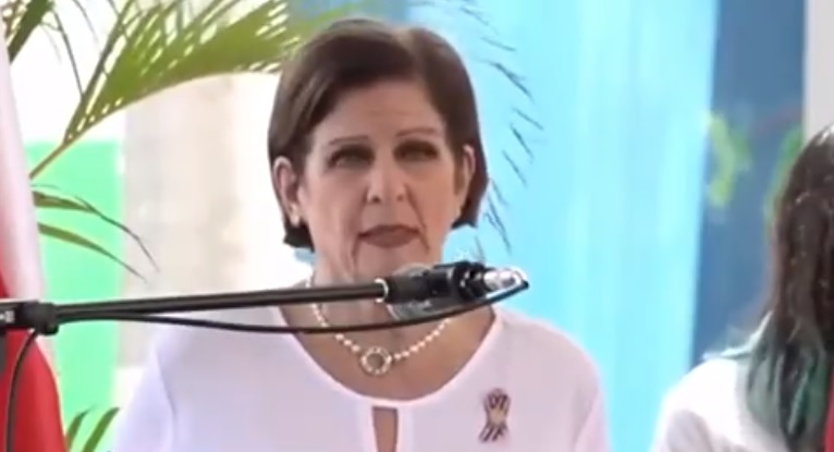 Discurso de Pilar Cisneros sobre pobreza en Puntarenas provoca malestar entre legisladores de oposición