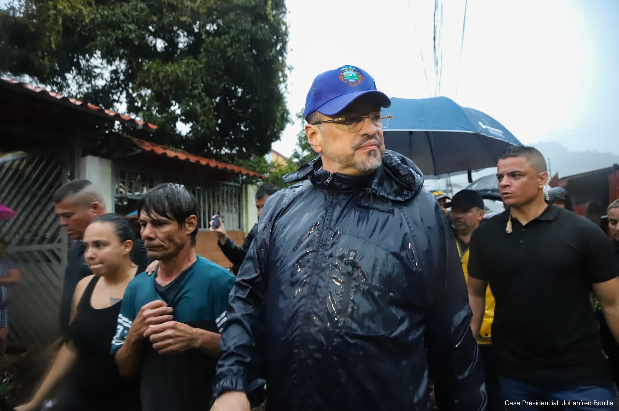 Presidente Chaves pospone viaje a Nueva York tras emergencia por lluvias