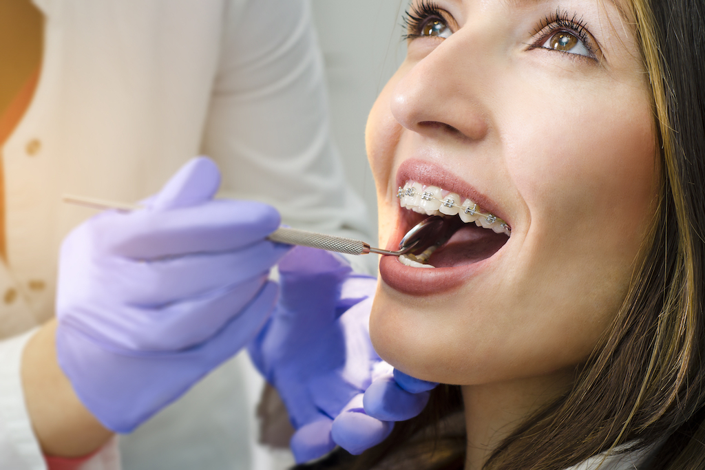 Feria de ortodoncia permitirá a ticos realizarse diagnósticos y revisiones con especialistas este fin de semana