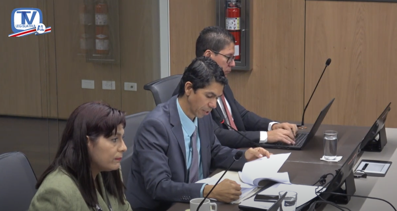 Jerarca del MOPT revela que Estado adeuda $130 millones a empresa que administra el Aeropuerto Juan Santamaría