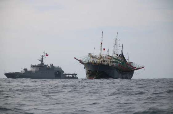 La pesca ilegal china causa miles de millones de dólares de pérdidas para los países en desarrollo