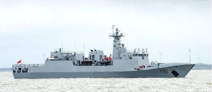 Uruguay quiere controlar la pesca ilegal china comprándole patrulleros oceánicos a Beijing