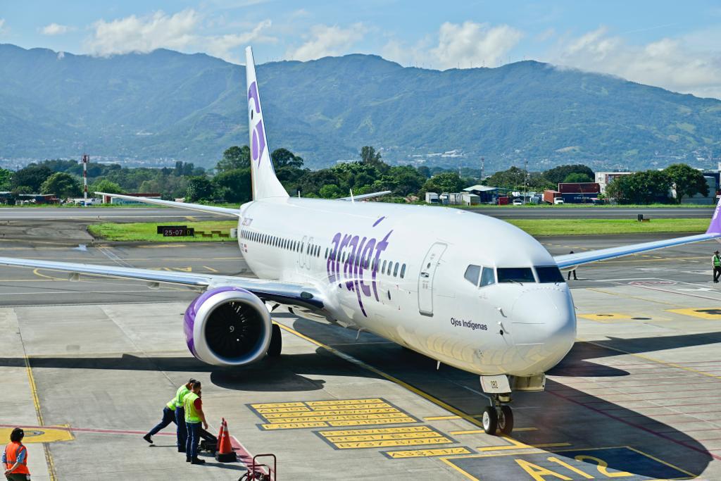 Aerolínea de ultra bajo costo inició vuelos este lunes entre Costa Rica y República Dominicana
