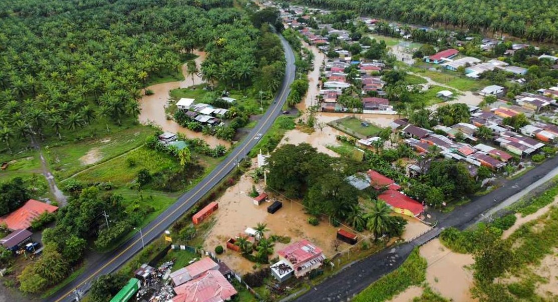 Fuertes lluvias provocan incidentes en Parrita y Garabito: Pacífico del país se mantiene en alerta amarilla