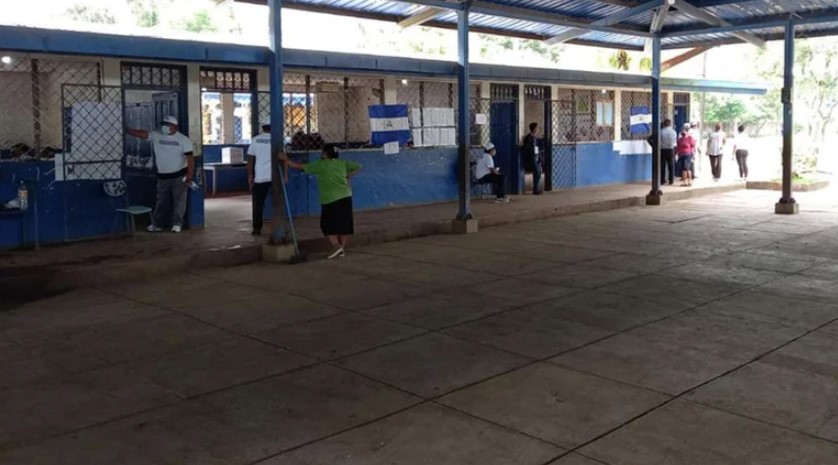 “Centros vacíos”: tras denunciar una farsa electoral, la oposición nicaragüense reportó una escasa participación en los comicios municipales