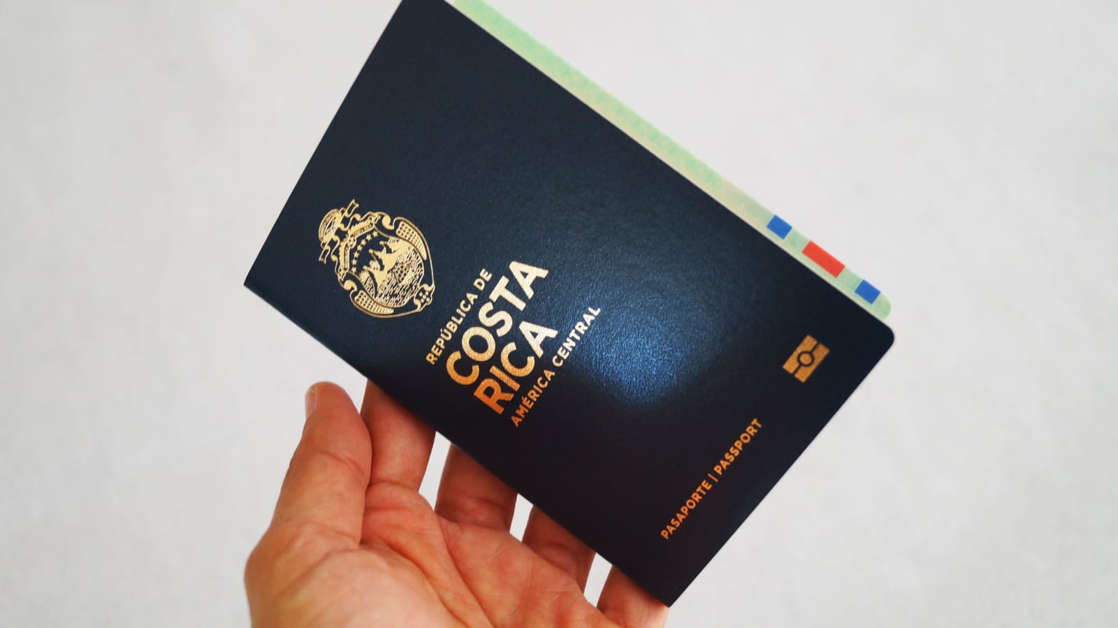 Migración se queda sin citas para emitir pasaportes en lo que queda del año