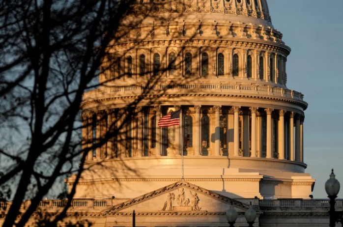 En medio de la incertidumbre sobre el control de la Cámara de Representantes, el Congreso de EEUU retomó la actividad