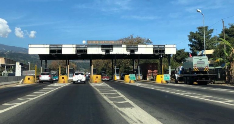 Ante caos vial en Cartago, se suspenderá el cobro del peaje en la Autopista Florencio del Castillo en las tardes