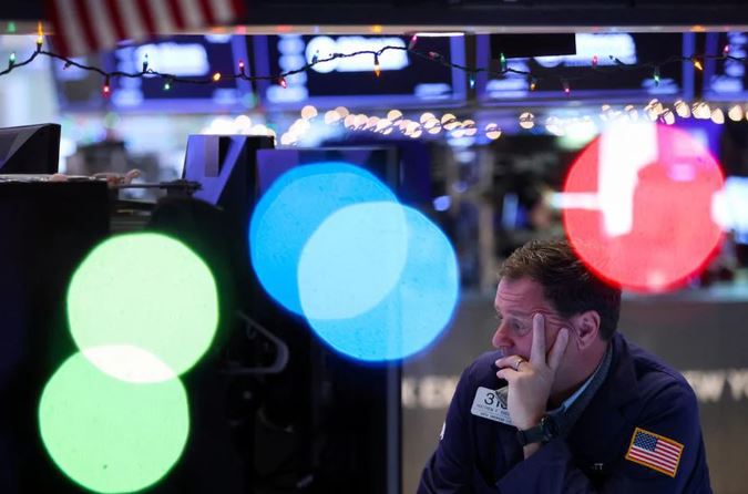 Wall Street cortó con la racha negativa pero cerró con leves ganancias