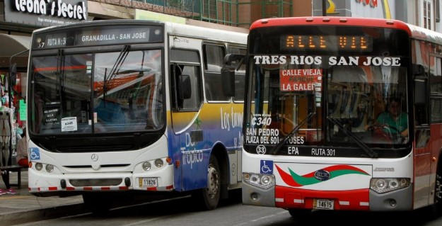 Cámara de Transportes pide a diputados vía rápida a proyecto para aumentar vida útil a autobuses