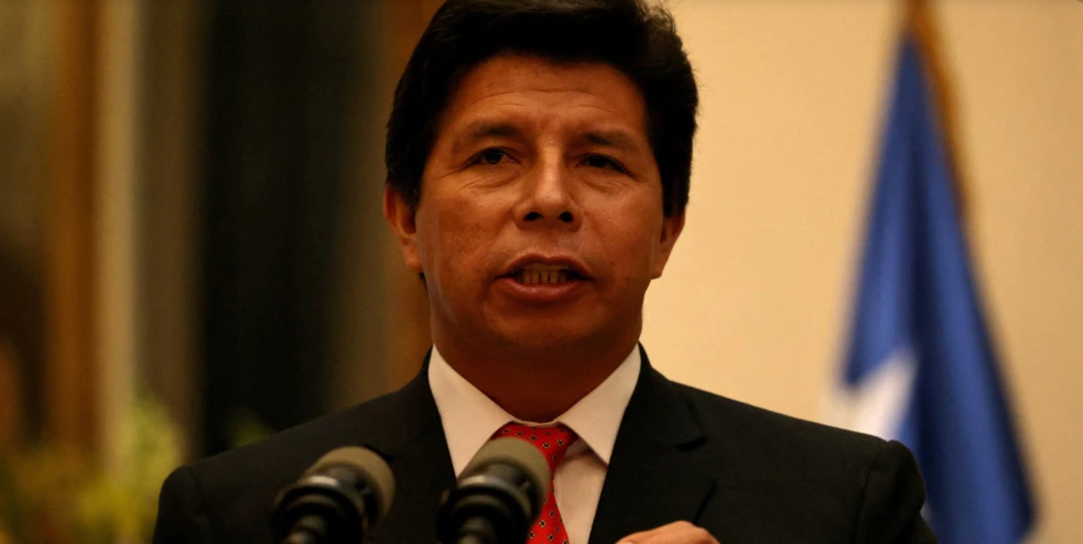 Fiscalía peruana detiene a generales por presuntos ascensos irregulares en gobierno de Castillo