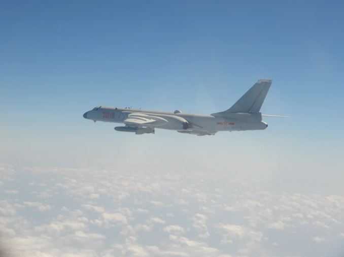 China envió un número récord de bombarderos a la zona de defensa aérea de Taiwán