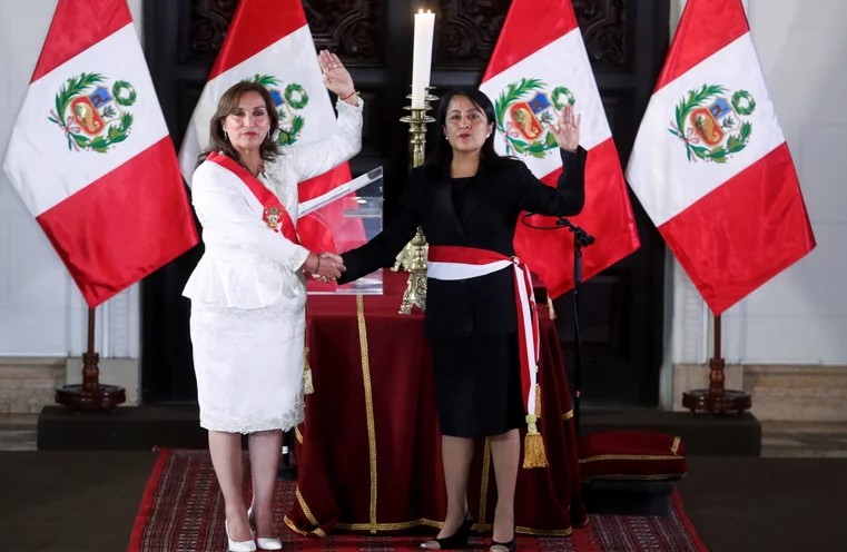 Ministra de Educación, Patricia Correa, renuncia a su cargo: “La muerte de connacionales no tiene justificación alguna”