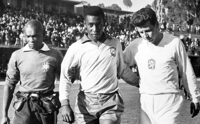 El gran reinado de Pelé con la selección de Brasil: los 12 goles que marcó en los cuatro Mundiales que jugó