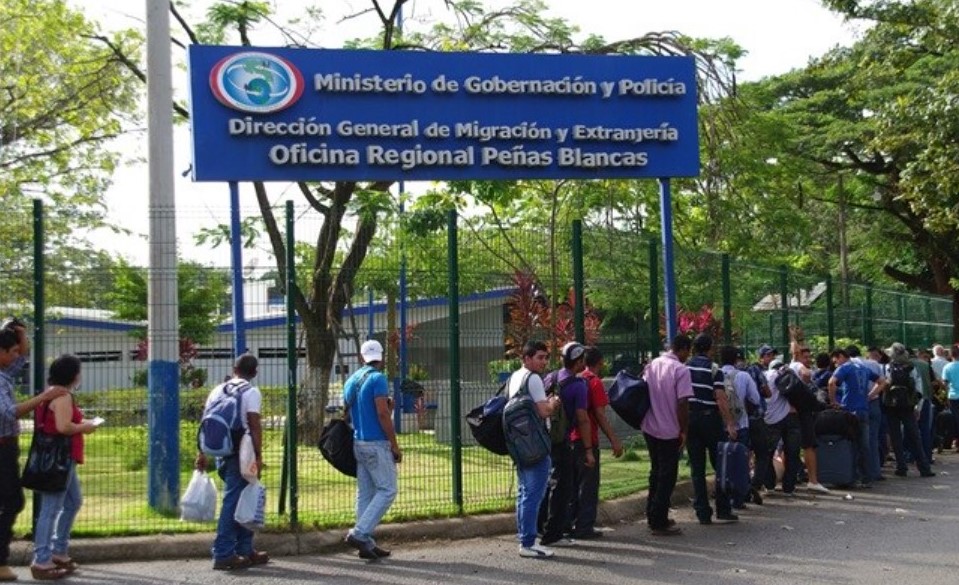 Costa Rica modificó reglamentos de solicitudes de refugio para evitar ‘abusos’ de migrantes