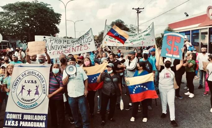 Una organización de militares venezolanos respalda la protesta de profesionales y obreros: “Hay un régimen conducido por incapaces”