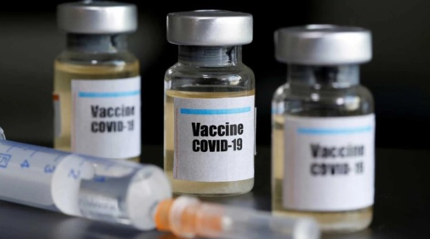 Salud espera que vacunas ambivalentes que combaten variante Ómicron de Covid-19 lleguen al país en febrero