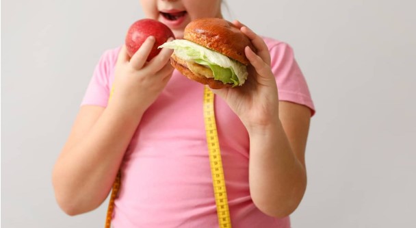 2 de cada 10 internamientos en la CCSS por obesidad fueron menores de 15 años durante 2022