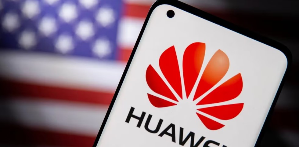 El gobierno de Joe Biden evalúa eliminar por completo a Huawei de los proveedores estadounidenses