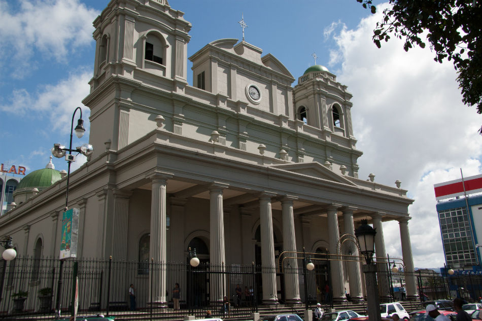 Iglesia Católica de Costa Rica realizará misa este jueves en honor a Benedicto XVI