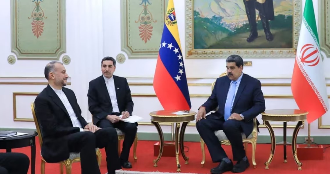 Nicolás Maduro recibió al canciller del régimen de Teherán en Caracas
