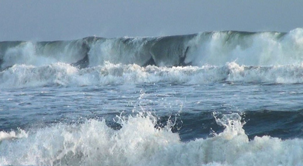 ¡Mucha precaución! MIO-CIMAR advierte por olas de hasta tres metros en el Caribe