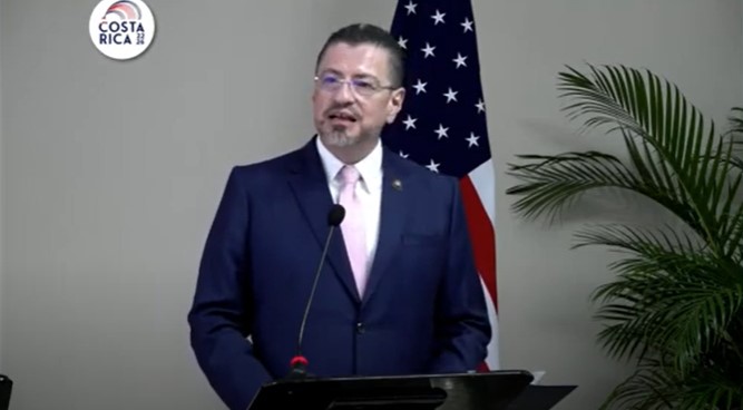 Presidente Chaves sobre globo chino: “Esperamos que no vuelva a ocurrir y demandamos respeto por nuestra soberanía”