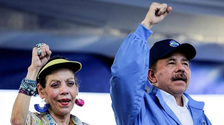 El régimen de Nicaragua arremetió nuevamente contra la disidencia y ordenó el cierre de dos universidades privadas