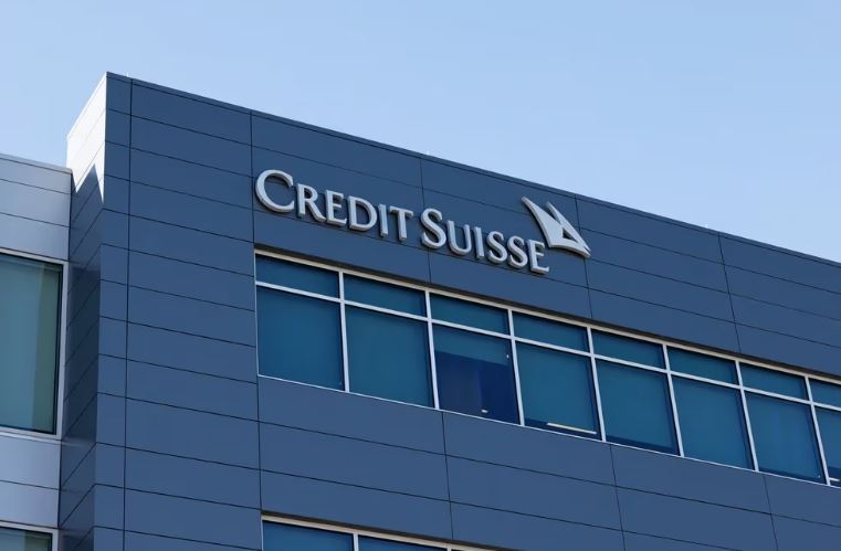 Suiza evalúa la nacionalización total o parcial del banco Credit Suisse
