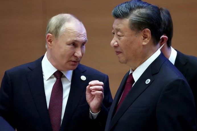 Estados Unidos analiza sancionar a China si aumenta su apoyo a Rusia en su invasión a Ucrania