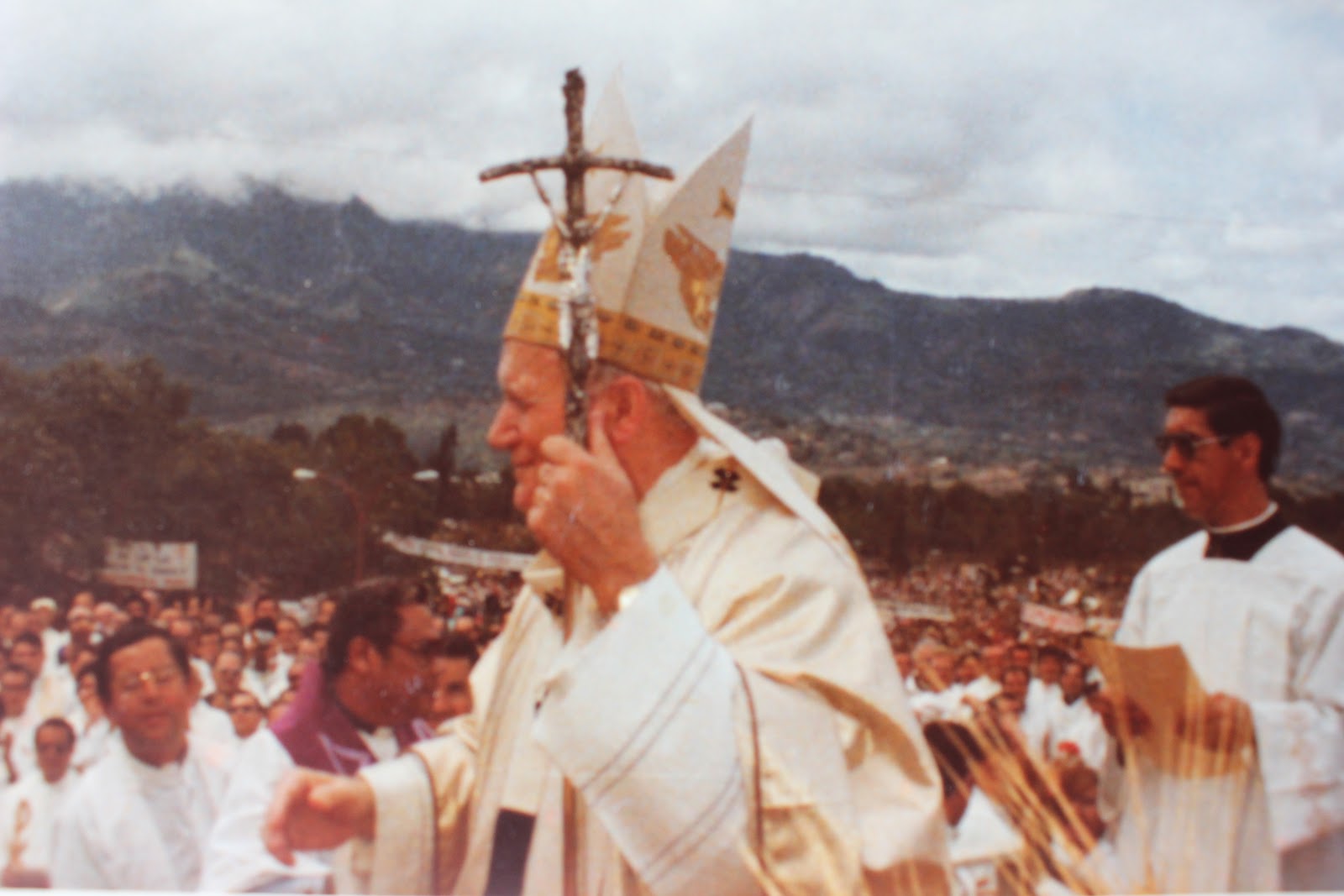 Reportaje Especial: Se cumplen 40 años de la visita de un Papa a Costa Rica