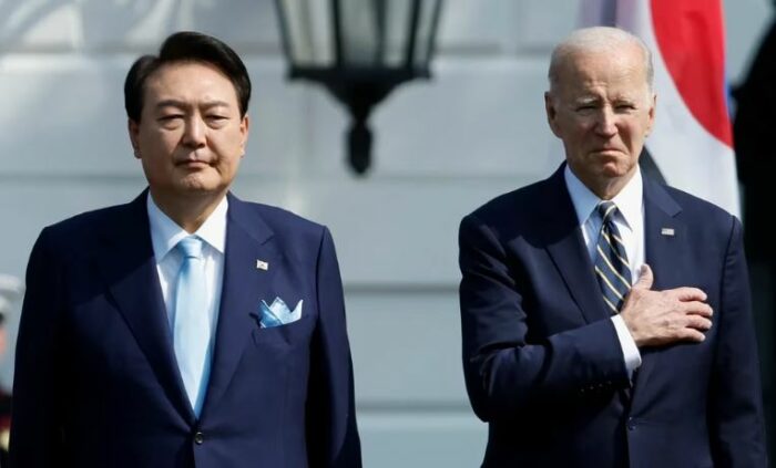 Tras reunirse con el presidente de Corea del Sur, Biden reafirmó su alianza con Seúl y lanzó advertencia al régimen norcoreano
