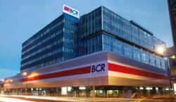 BCR confirma rebajos ‘por error’ en tarjetas a algunos clientes y asegura que dinero se devolverá este sábado