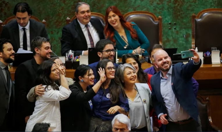 El Parlamento chileno aprobó la reducción de la jornada laboral de 45 a 40 horas semanales
