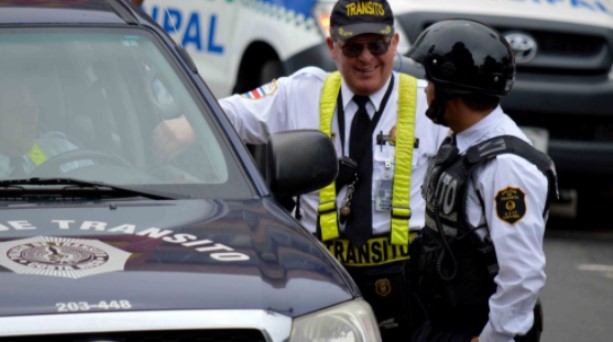 Policía de Tránsito decomisó más de 220 vehículos y casi 900 placas durante la Semana Santa
