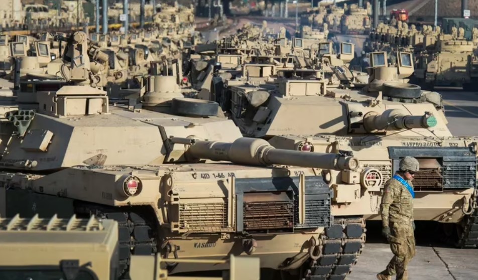 Estados Unidos entrenará a soldados ucranianos en el manejo de los tanques Abrams para resistir la invasión rusa