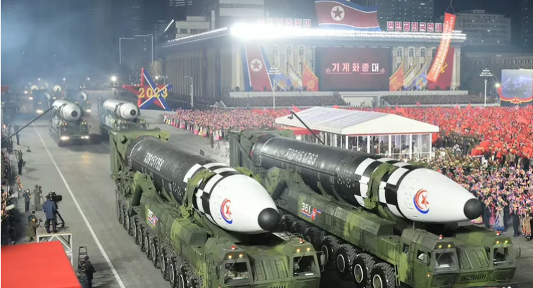 EEUU, Japón y Corea del Sur realizarán ejercicios militares tras la confirmación de que Kim Jong-un posee un nuevo misil intercontinental