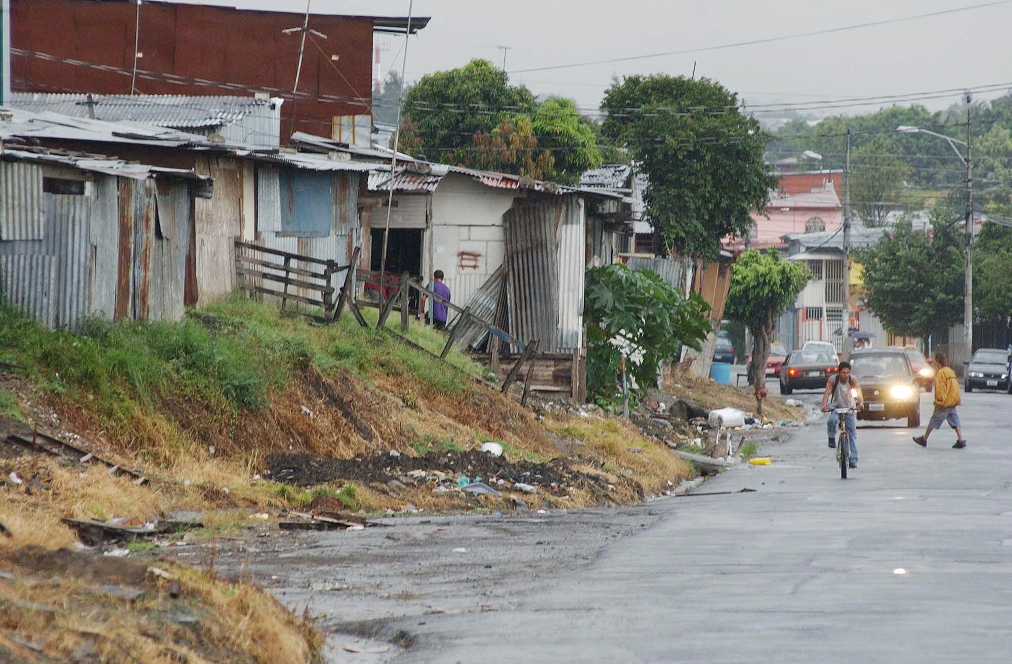 INEC: Más de 60 mil trabajadores en Costa Rica viven en pobreza extrema