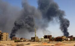 Violencia en Sudán: el ejército y los rebeldes acordaron corredores humanitarios pero siguen los enfrentamientos
