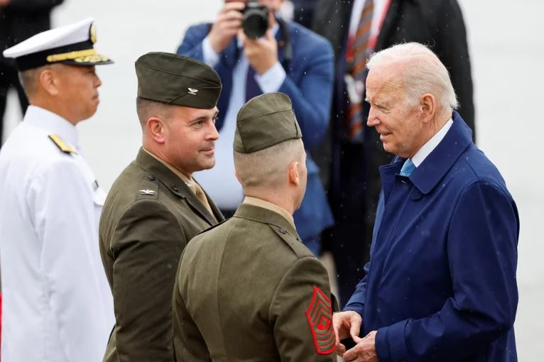 Joe Biden llegó a Japón para participar en la cumbre del G7 hasta el domingo